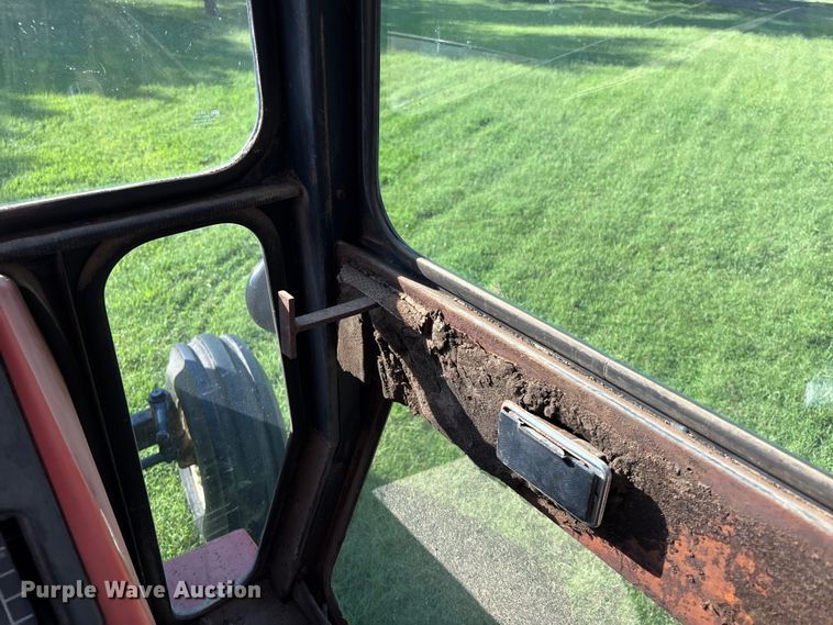 image for item DT3418 Allis Chalmers 7020 tractor