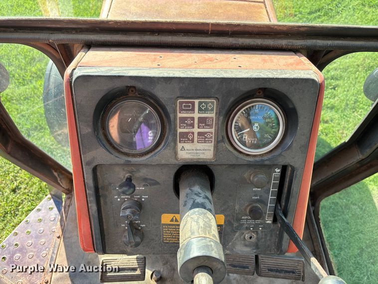 image for item DT3418 Allis Chalmers 7020 tractor