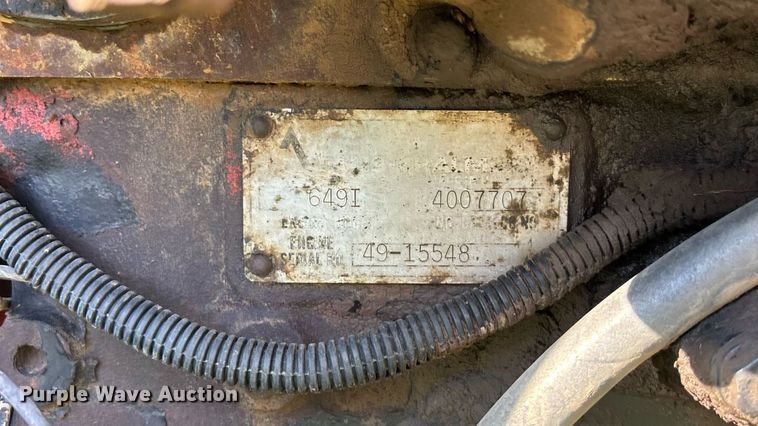image for item DT3418 Allis Chalmers 7020 tractor