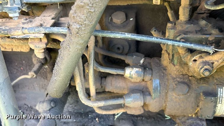 image for item DT3418 Allis Chalmers 7020 tractor