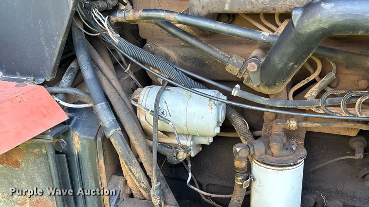 image for item DT3418 Allis Chalmers 7020 tractor