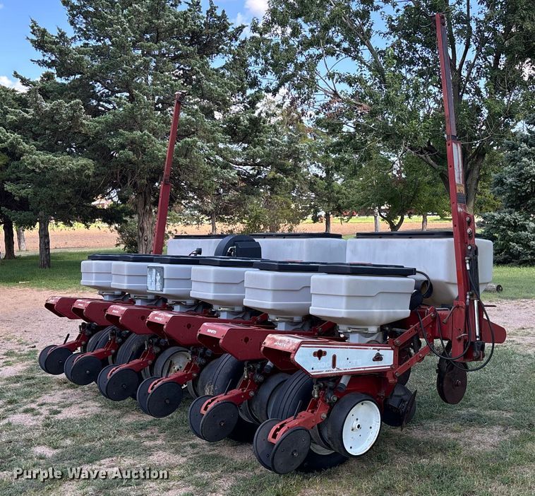 image for item DT3419 White 6106 planter