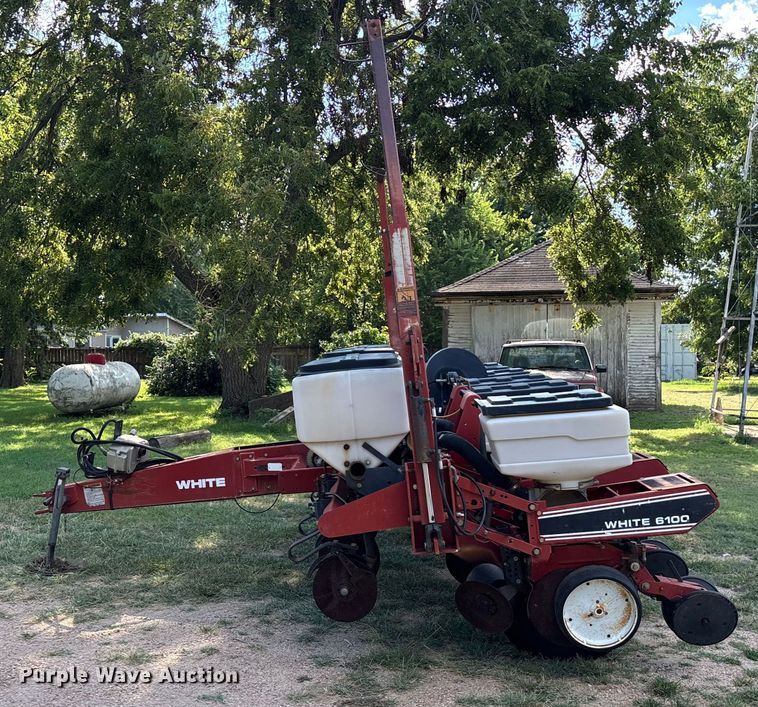 image for item DT3419 White 6106 planter