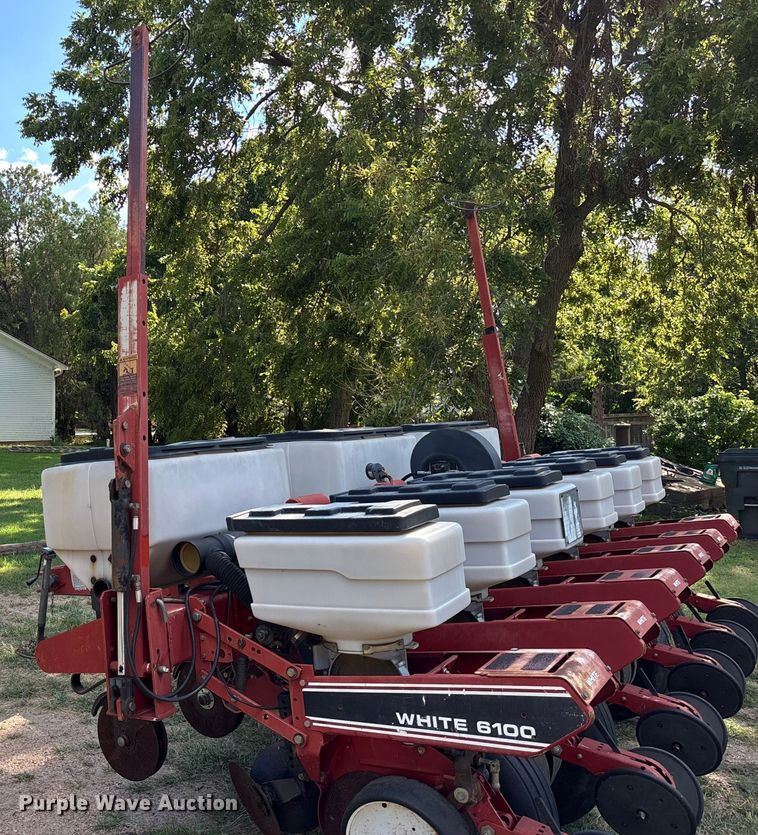 image for item DT3419 White 6106 planter