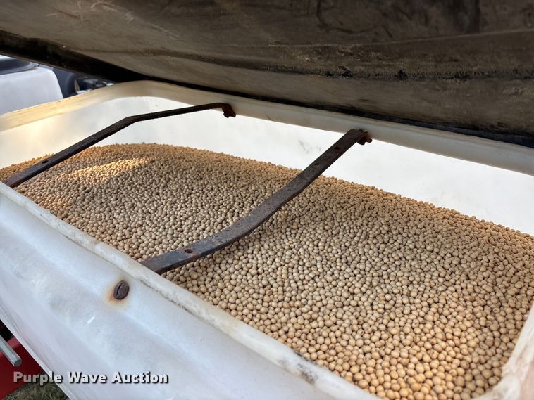 image for item DT3419 White 6106 planter