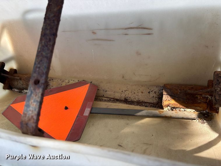 image for item DT3419 White 6106 planter