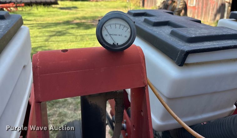 image for item DT3419 White 6106 planter