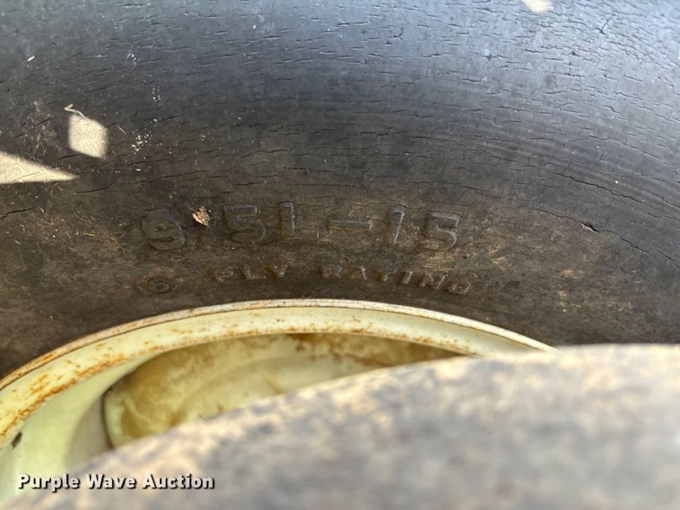 image for item DT3419 White 6106 planter