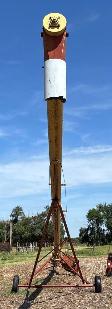 image for item DT3437 West Field auger