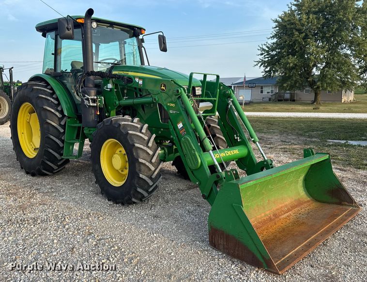 image for item DW6606 2019 John Deere 6105E MFWD tractor
