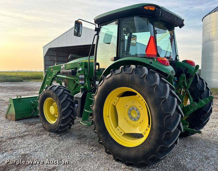 image for item DW6606 2019 John Deere 6105E MFWD tractor