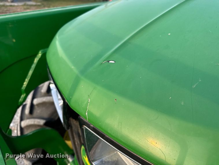 image for item DW6606 2019 John Deere 6105E MFWD tractor