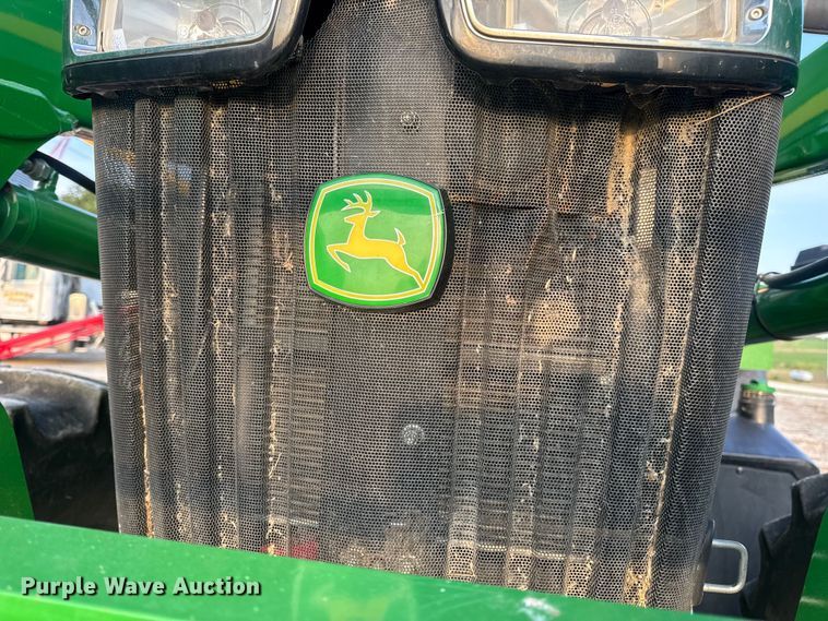 image for item DW6606 2019 John Deere 6105E MFWD tractor