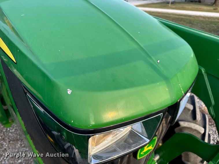image for item DW6606 2019 John Deere 6105E MFWD tractor