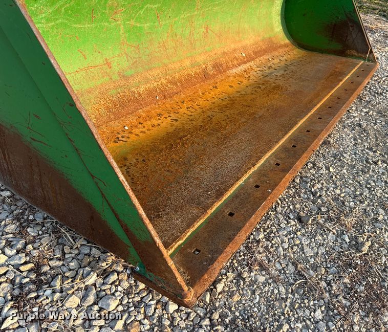 image for item DW6606 2019 John Deere 6105E MFWD tractor