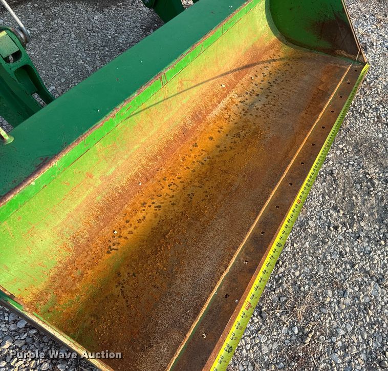 image for item DW6606 2019 John Deere 6105E MFWD tractor