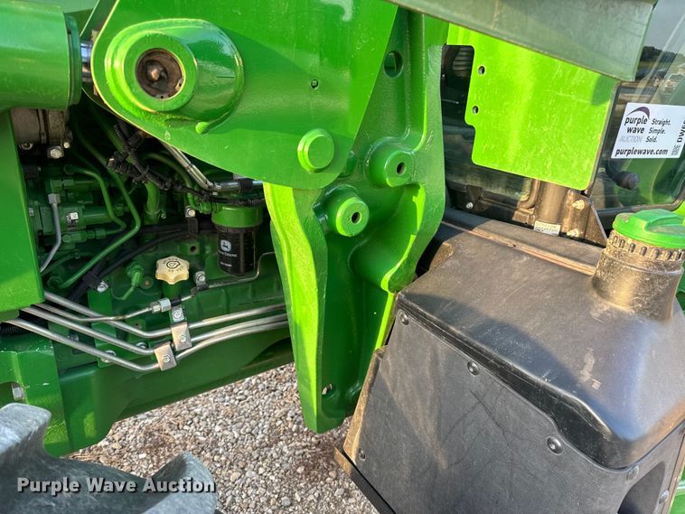 image for item DW6606 2019 John Deere 6105E MFWD tractor