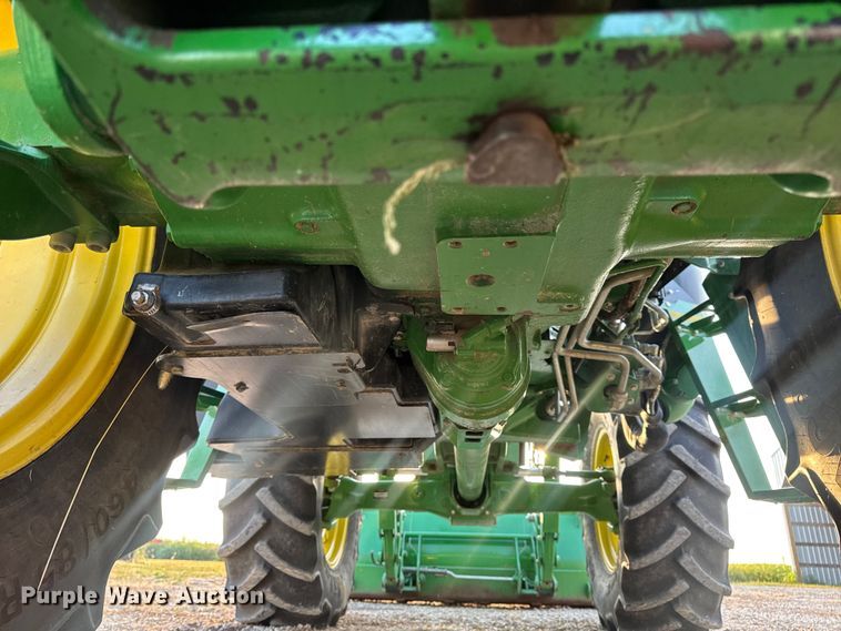 image for item DW6606 2019 John Deere 6105E MFWD tractor