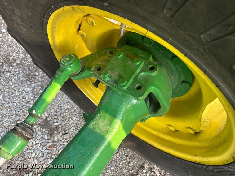 image for item DW6606 2019 John Deere 6105E MFWD tractor