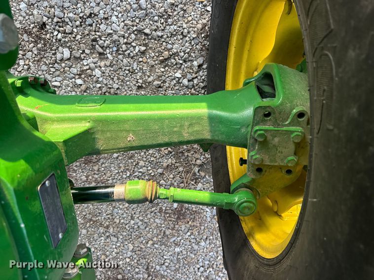 image for item DW6606 2019 John Deere 6105E MFWD tractor