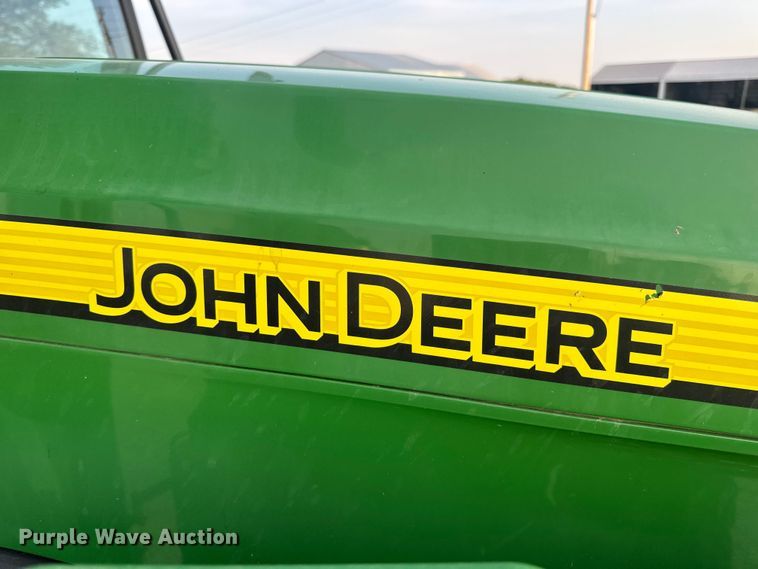 image for item DW6606 2019 John Deere 6105E MFWD tractor