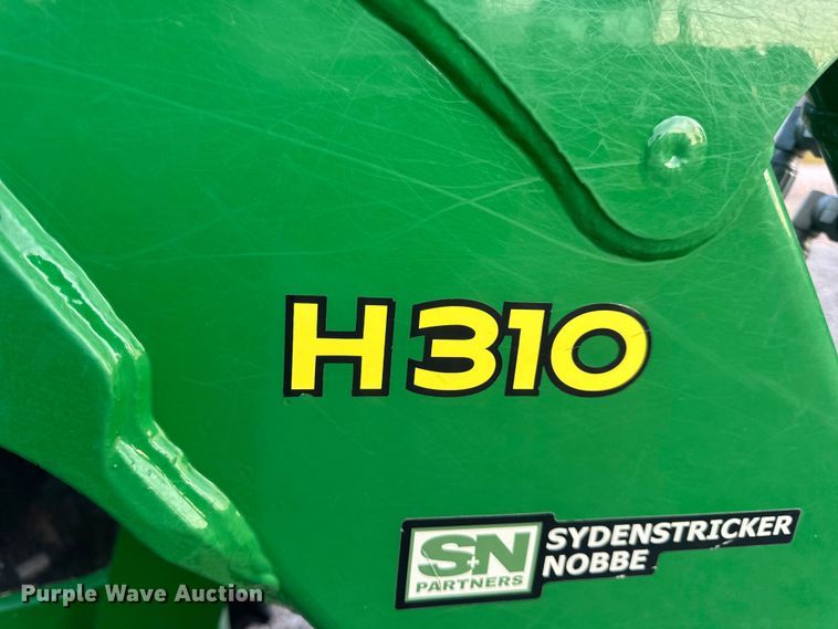 image for item DW6606 2019 John Deere 6105E MFWD tractor