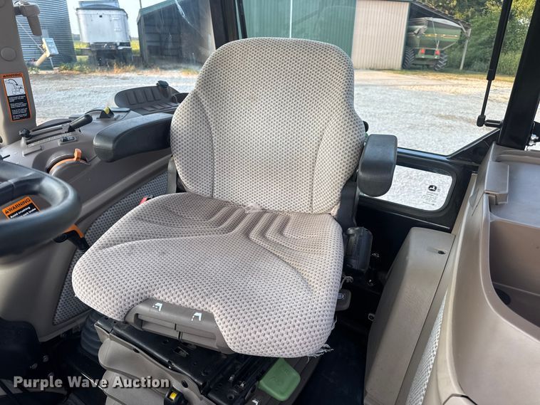 image for item DW6606 2019 John Deere 6105E MFWD tractor