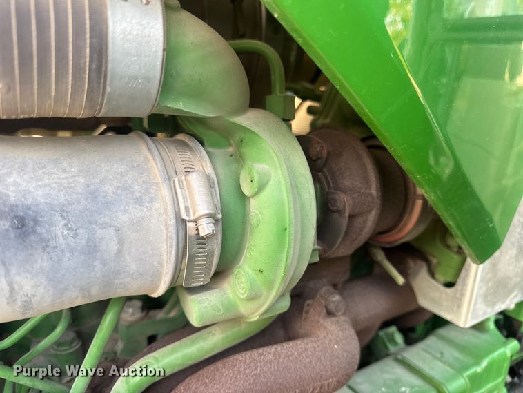 image for item DW6606 2019 John Deere 6105E MFWD tractor