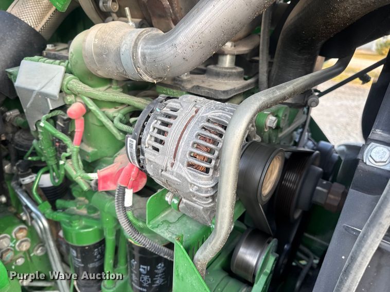 image for item DW6606 2019 John Deere 6105E MFWD tractor