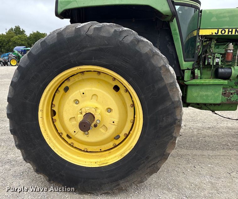 image for item DY0954 1978 John Deere 4640H tractor