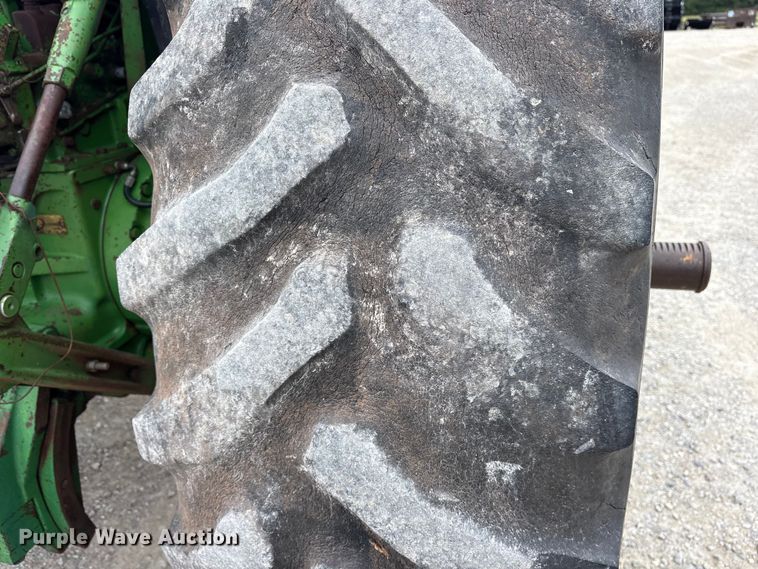 image for item DY0954 1978 John Deere 4640H tractor