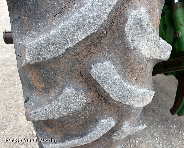 image for item DY0954 1978 John Deere 4640H tractor