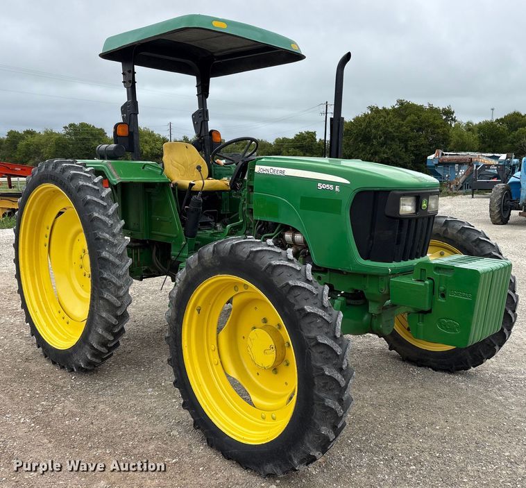 image for item DY0955 2012 John Deere 5055E MFWD tractor