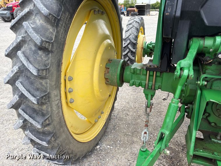 image for item DY0955 2012 John Deere 5055E MFWD tractor