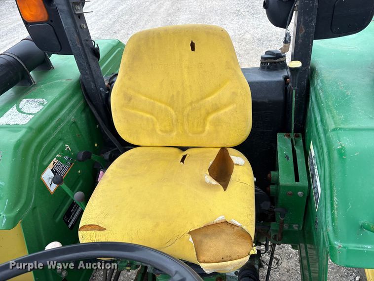 image for item DY0955 2012 John Deere 5055E MFWD tractor