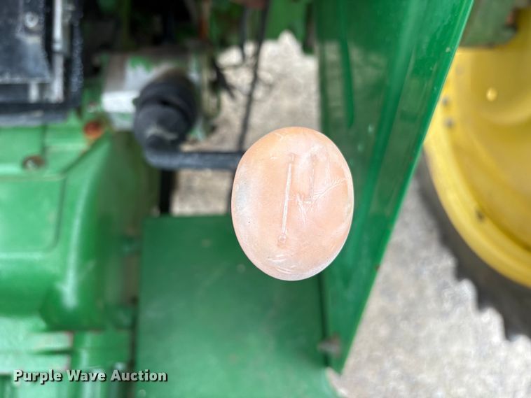 image for item DY0955 2012 John Deere 5055E MFWD tractor