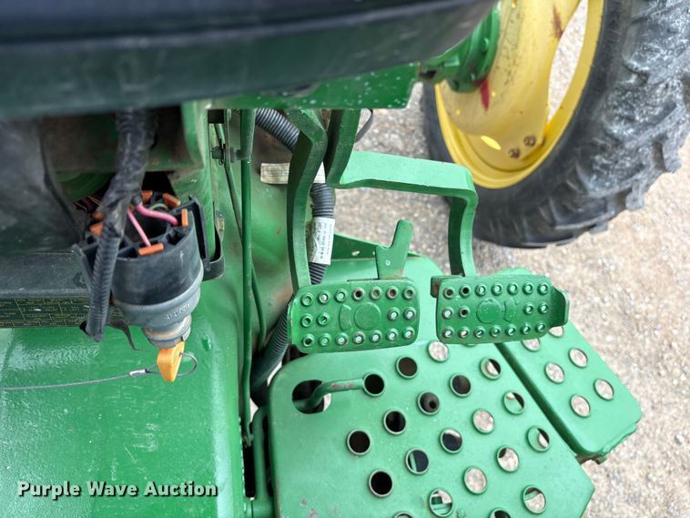 image for item DY0955 2012 John Deere 5055E MFWD tractor