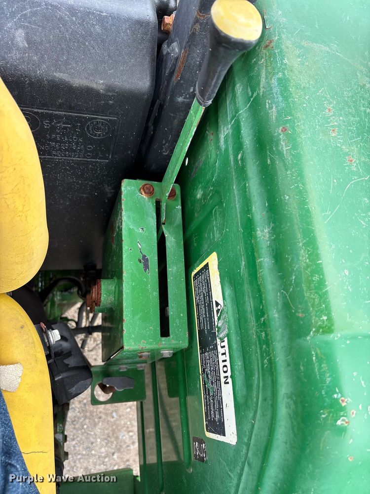 image for item DY0955 2012 John Deere 5055E MFWD tractor