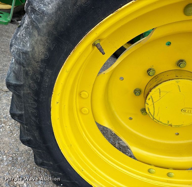 image for item DY0955 2012 John Deere 5055E MFWD tractor