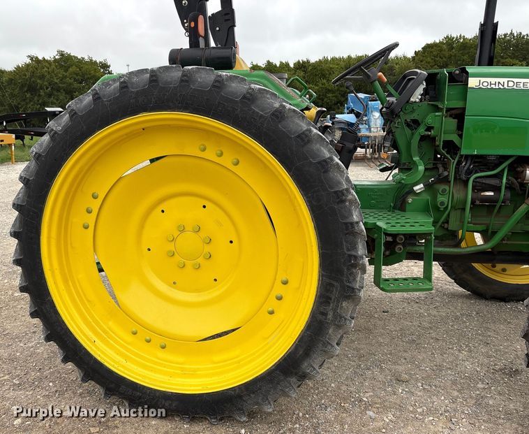 image for item DY0955 2012 John Deere 5055E MFWD tractor