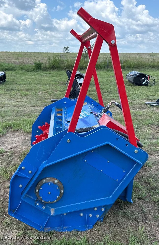 image for item DZ4237 2025 AGT SSFM81 skid steer drum mulcher