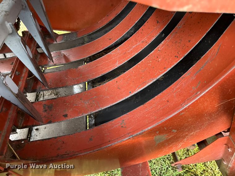 image for item DZ4262 Hesston 4750 large square baler