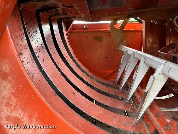 image for item DZ4262 Hesston 4750 large square baler