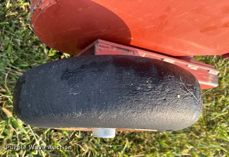 image for item DZ4262 Hesston 4750 large square baler