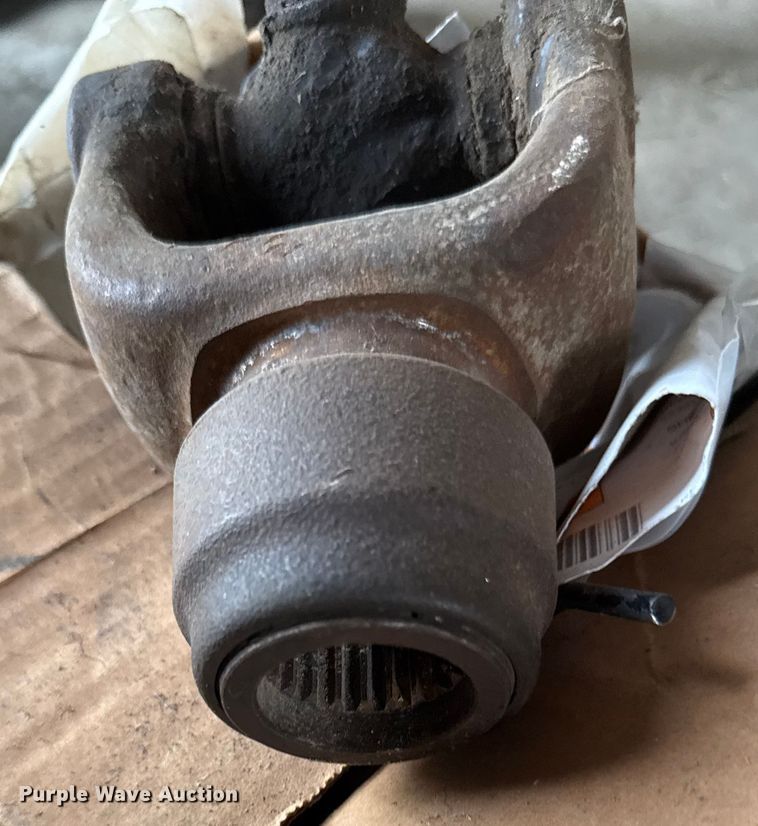 image for item DZ4262 Hesston 4750 large square baler