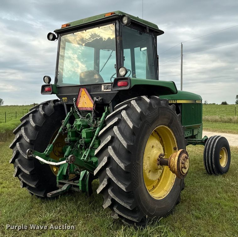image for item DZ4263 1984 John Deere 4650 tractor