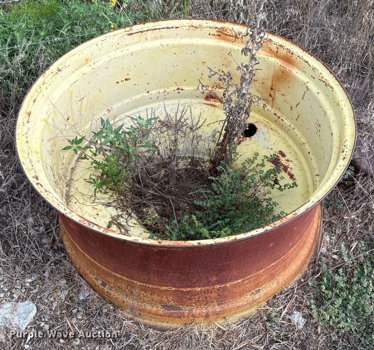 image for item DZ4263 1984 John Deere 4650 tractor