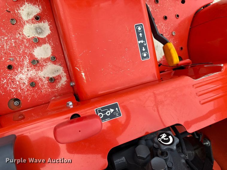 image for item DZ4266 Kubota L2501D MFWD tractor