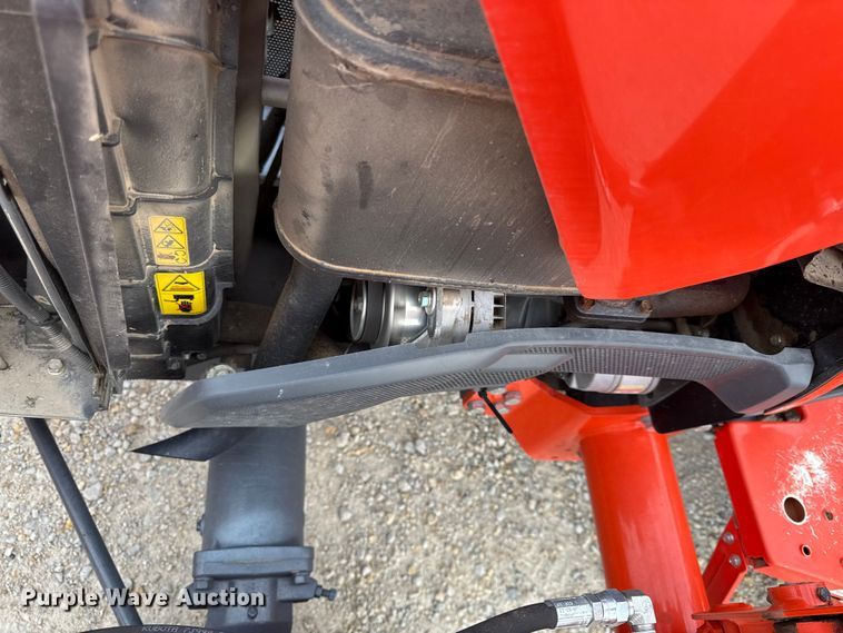 image for item DZ4266 Kubota L2501D MFWD tractor