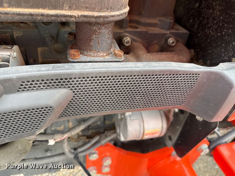 image for item DZ4266 Kubota L2501D MFWD tractor